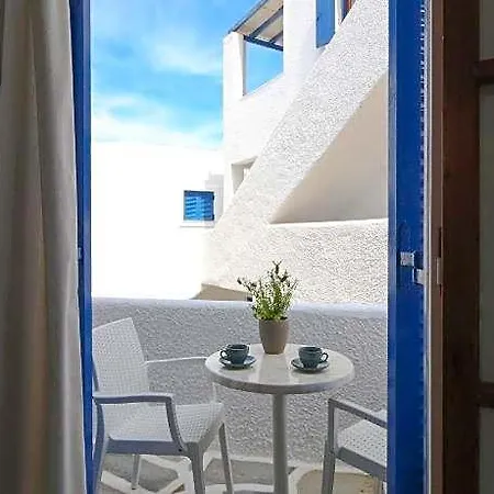 Holidays In Paros & 3*