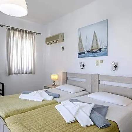 מלון Holidays In Paros &