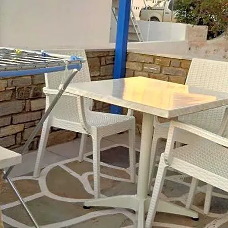 מלון Holidays In Paros & Alikí
